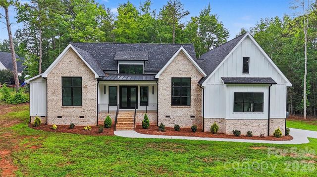 4808 Rockwood Drive, Waxhaw, NC 28173