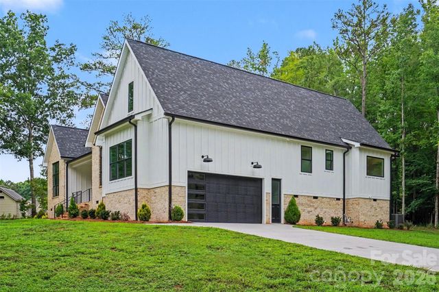 4808 Rockwood Drive, Waxhaw, NC 28173
