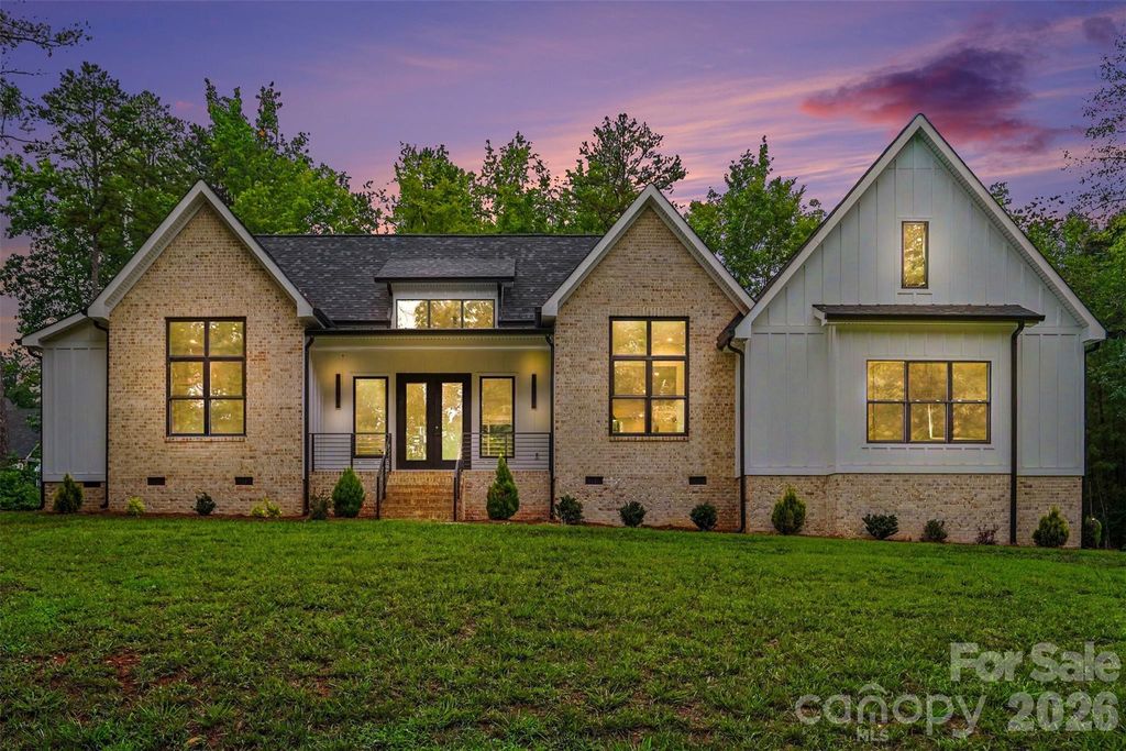 4808 Rockwood Drive, Waxhaw, NC 28173