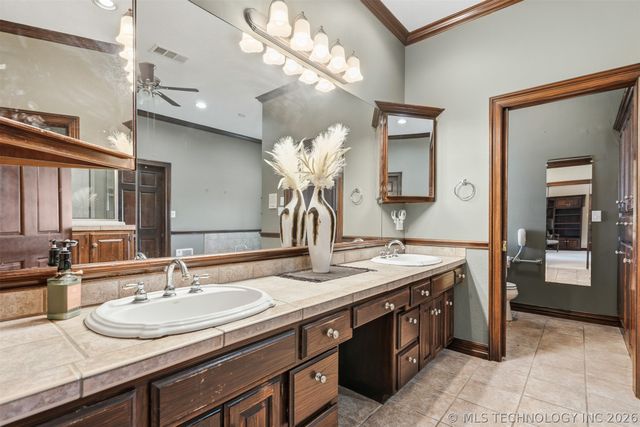 5890 S Brock, Ardmore, OK 73401