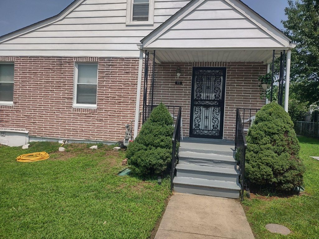 15 RIVERSIDE RD, Baltimore, MD 21221