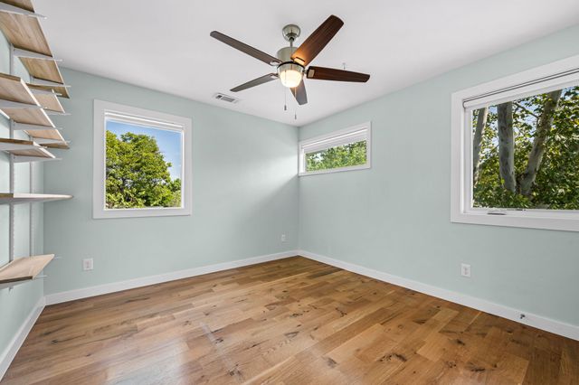 2547 Wentworth Street, Dallas, TX 75211