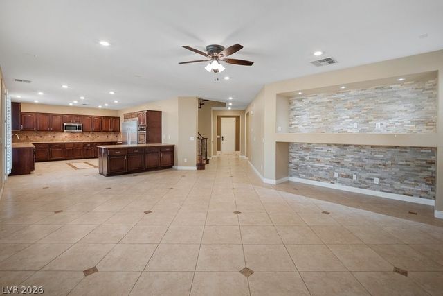 7108 Los Banderos Avenue, Las Vegas, NV 89179