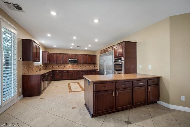 7108 Los Banderos Avenue, Las Vegas, NV 89179