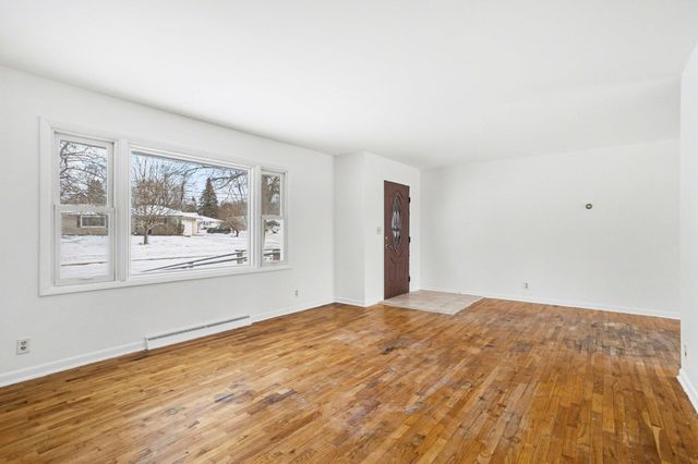 816 Forest Street, Marshall, MI 49068