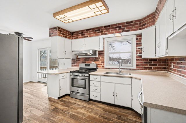 816 Forest Street, Marshall, MI 49068