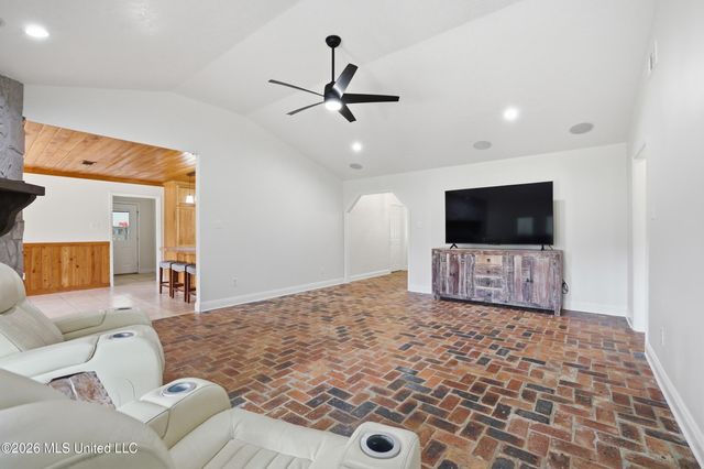 14309 Parker Road, Biloxi, MS 39532