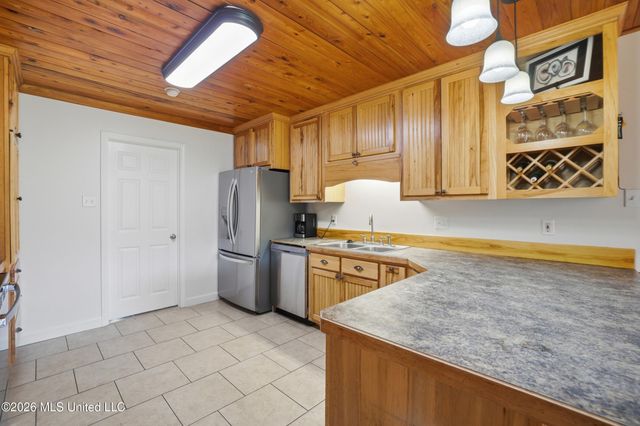 14309 Parker Road, Biloxi, MS 39532