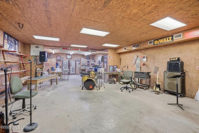 14309 Parker Road, Biloxi, MS 39532