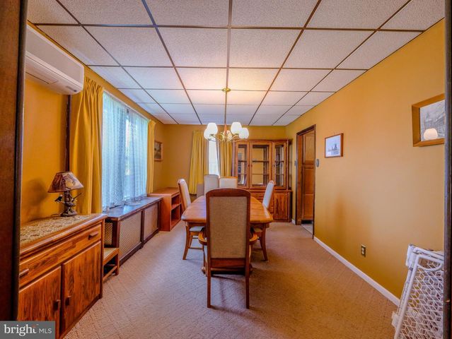 627 W GARDNER AVE, Glenolden, PA 19036