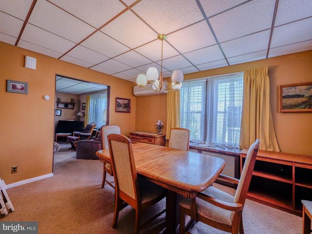 627 W GARDNER AVE, Glenolden, PA 19036
