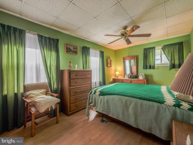 627 W GARDNER AVE, Glenolden, PA 19036