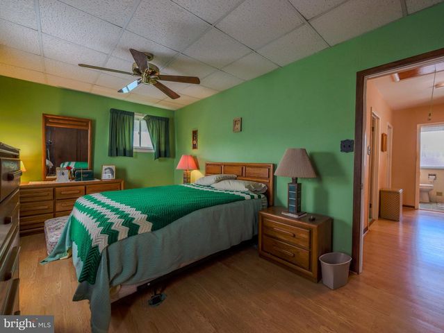 627 W GARDNER AVE, Glenolden, PA 19036