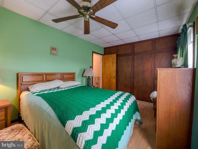 627 W GARDNER AVE, Glenolden, PA 19036