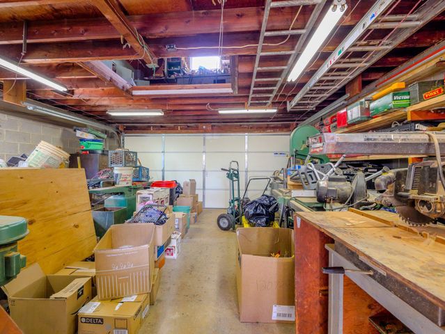 627 W GARDNER AVE, Glenolden, PA 19036