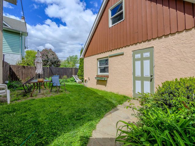 627 W GARDNER AVE, Glenolden, PA 19036