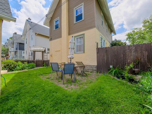 627 W GARDNER AVE, Glenolden, PA 19036