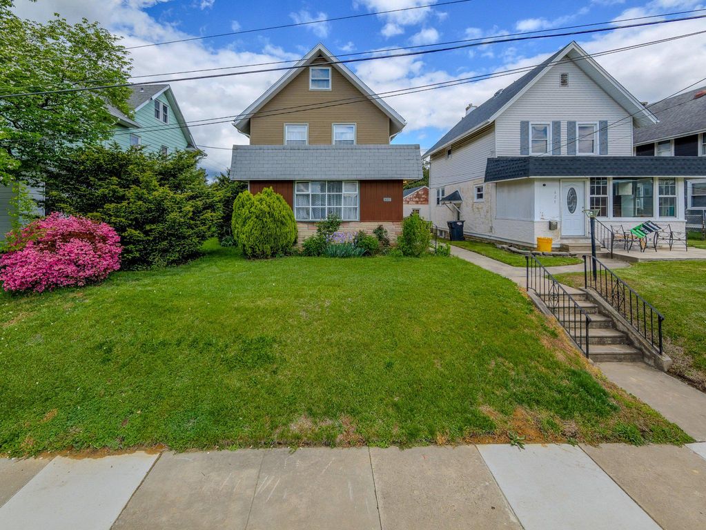 627 W GARDNER AVE, Glenolden, PA 19036