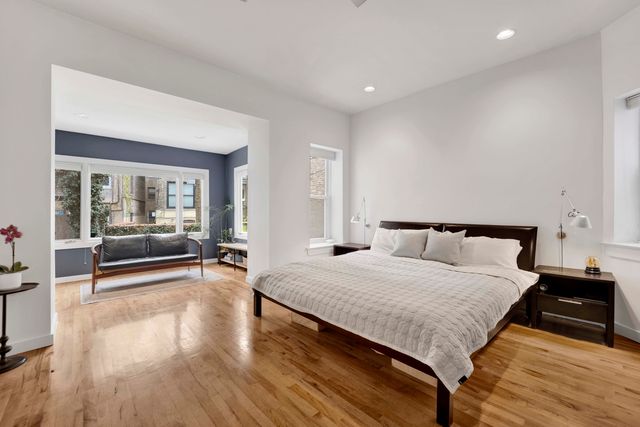 634 W GRACE Street 1E, Chicago, IL 60613