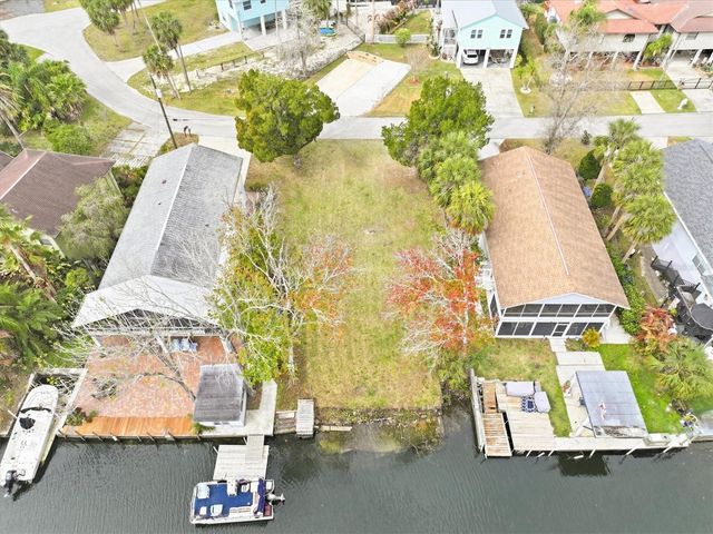 7304 SUNFISH CIRCLE, Weeki Wachee, FL 34607