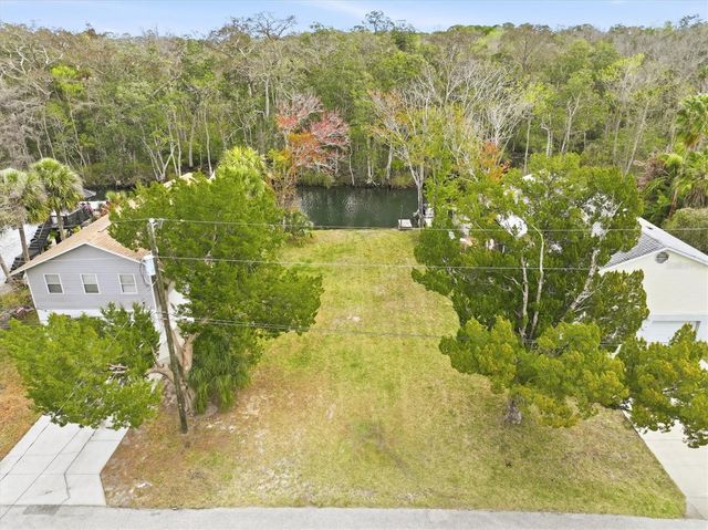 7304 SUNFISH CIRCLE, Weeki Wachee, FL 34607
