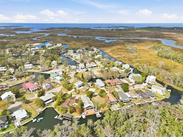 7304 SUNFISH CIRCLE, Weeki Wachee, FL 34607