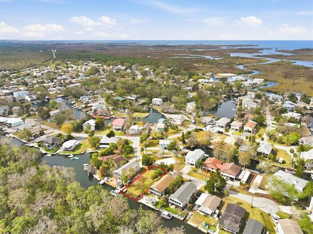 7304 SUNFISH CIRCLE, Weeki Wachee, FL 34607