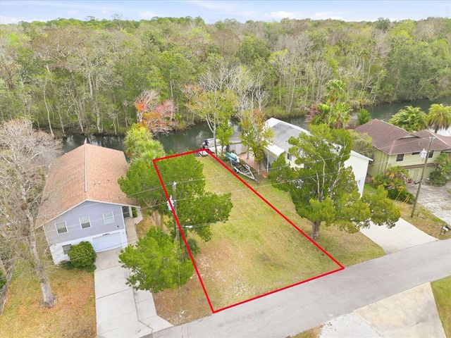 7304 SUNFISH CIRCLE, Weeki Wachee, FL 34607