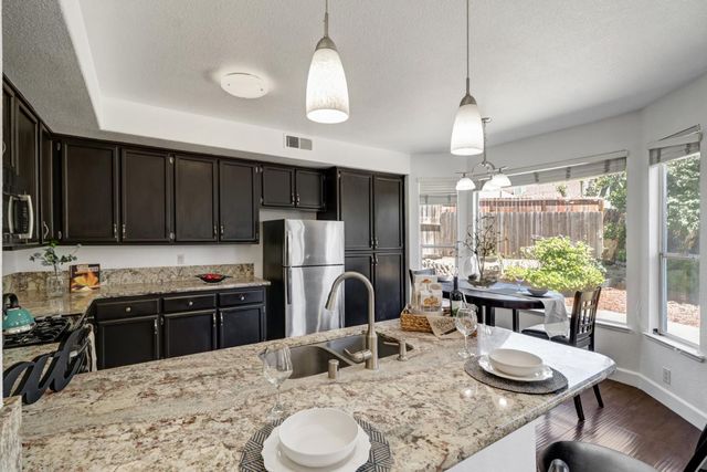 8218 Fountainarbor Way, Antelope, CA 95843