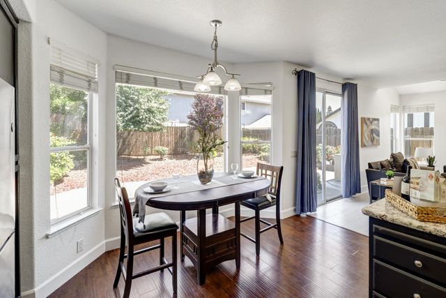 8218 Fountainarbor Way, Antelope, CA 95843