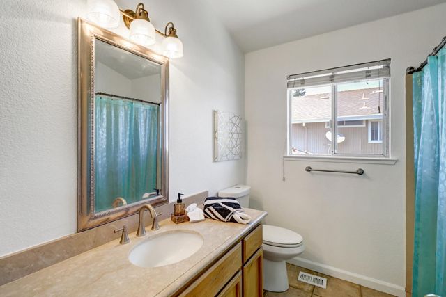 8218 Fountainarbor Way, Antelope, CA 95843