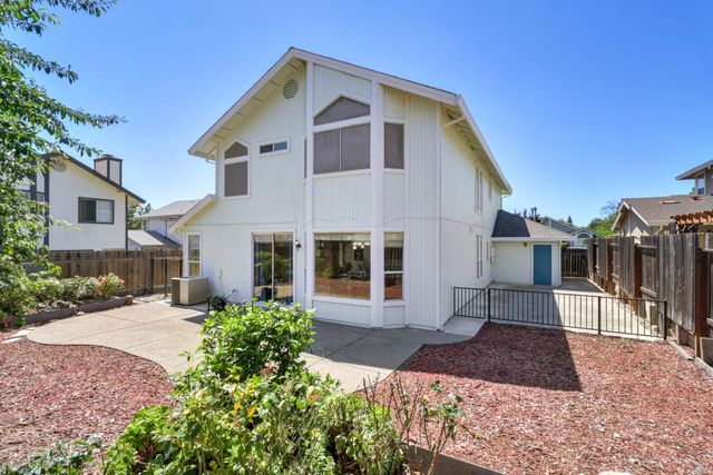 8218 Fountainarbor Way, Antelope, CA 95843