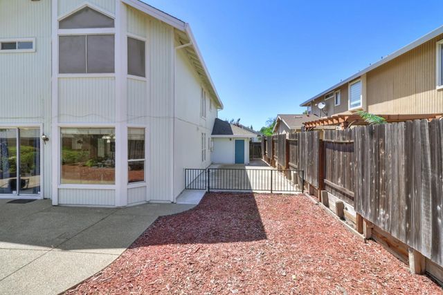 8218 Fountainarbor Way, Antelope, CA 95843