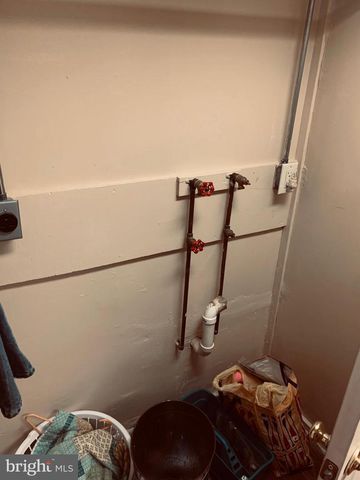 527 MAGEE AVE, Philadelphia, PA 19111