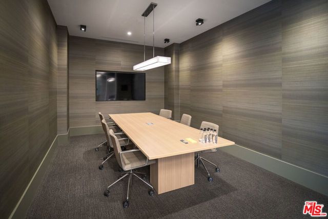 3667 Keystone Avenue 431, Los Angeles, CA 90034