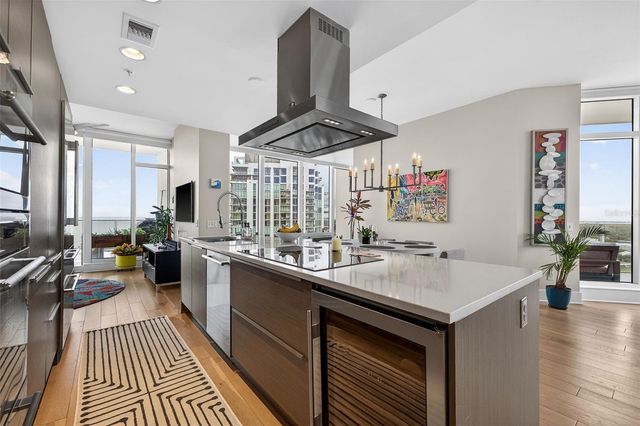 175 1ST STREET S 3102, St Petersburg, FL 33701