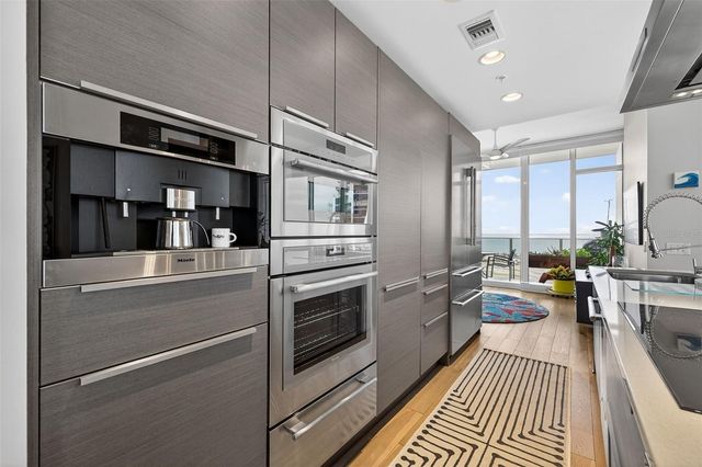 175 1ST STREET S 3102, St Petersburg, FL 33701