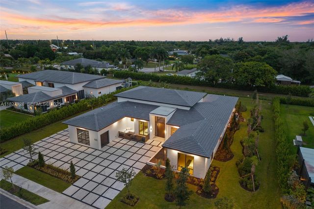 1520 SW 149th Terrace, Davie, FL 33326