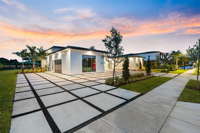 1520 SW 149th Terrace, Davie, FL 33326