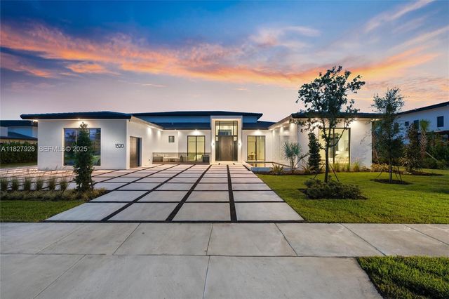 1520 SW 149th Terrace, Davie, FL 33326