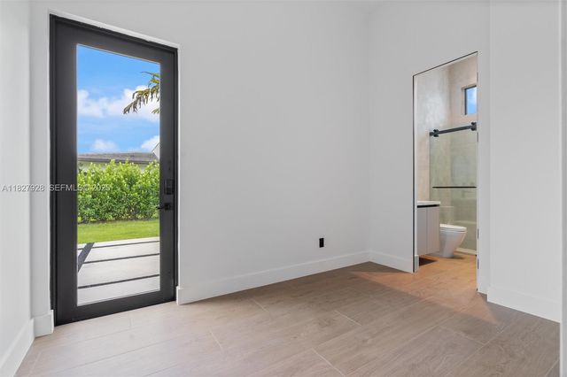 1520 SW 149th Terrace, Davie, FL 33326