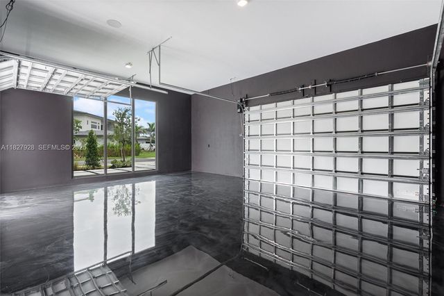 1520 SW 149th Terrace, Davie, FL 33326