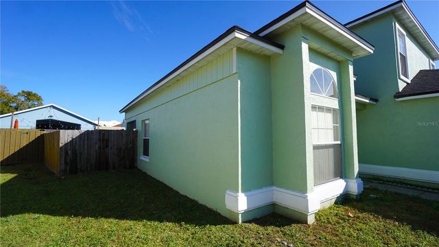 11133 HUXLEY AVENUE, Orlando, FL 32837