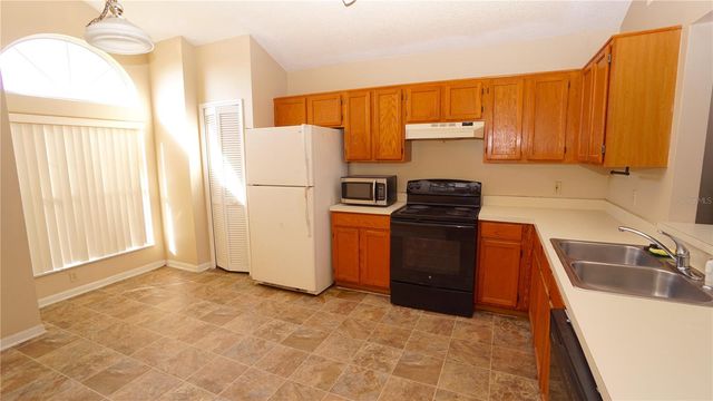 11133 HUXLEY AVENUE, Orlando, FL 32837