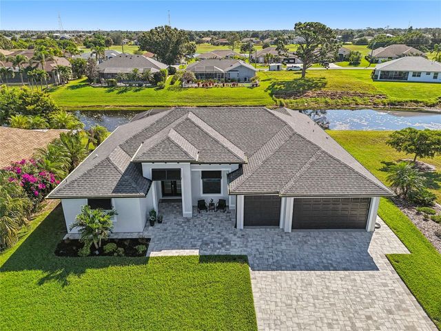 35 MEDALIST COURT, Rotonda West, FL 33947