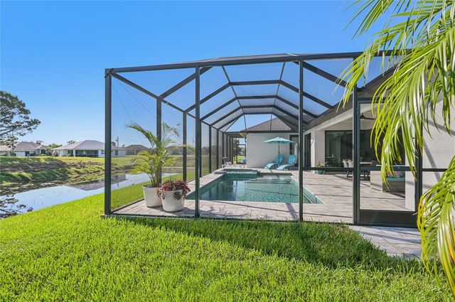 35 MEDALIST COURT, Rotonda West, FL 33947