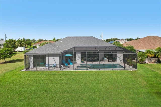 35 MEDALIST COURT, Rotonda West, FL 33947