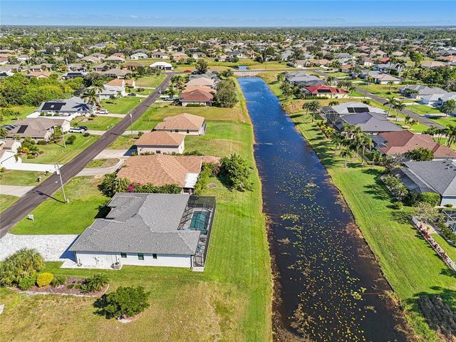 35 MEDALIST COURT, Rotonda West, FL 33947