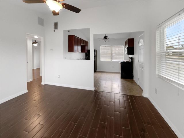 930 SCHOOL STREET, Clermont, FL 34711