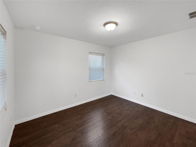 930 SCHOOL STREET, Clermont, FL 34711